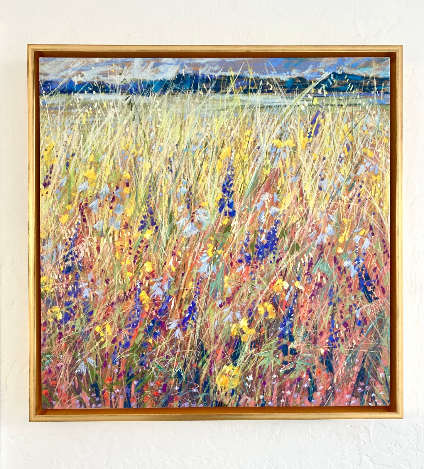 Square version of Essence of Spring with example gold frloat frame.